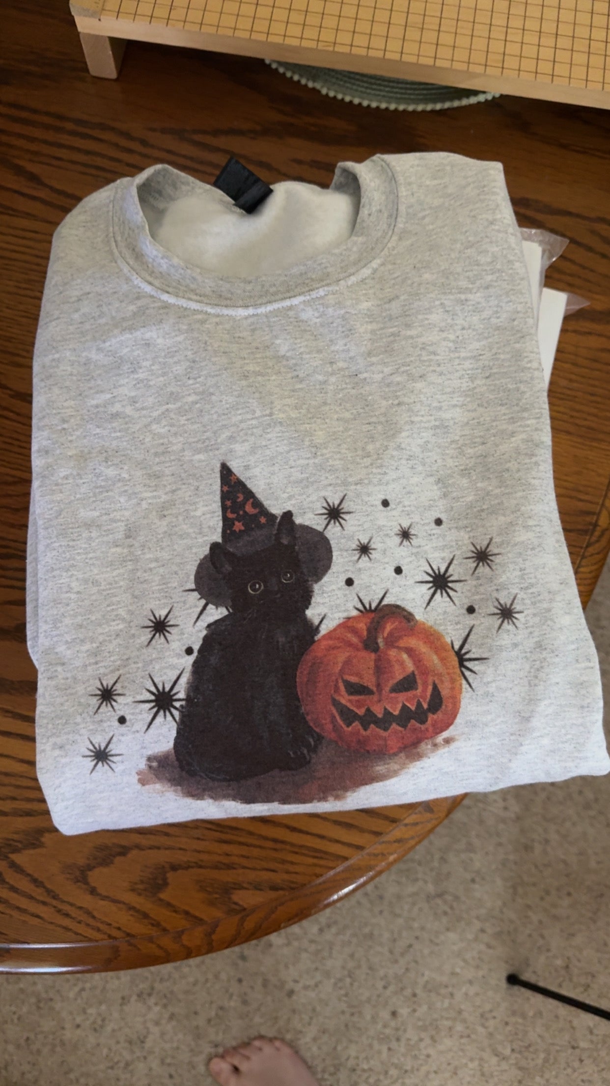 Vintage Pumpkin Cat Sweatshirt